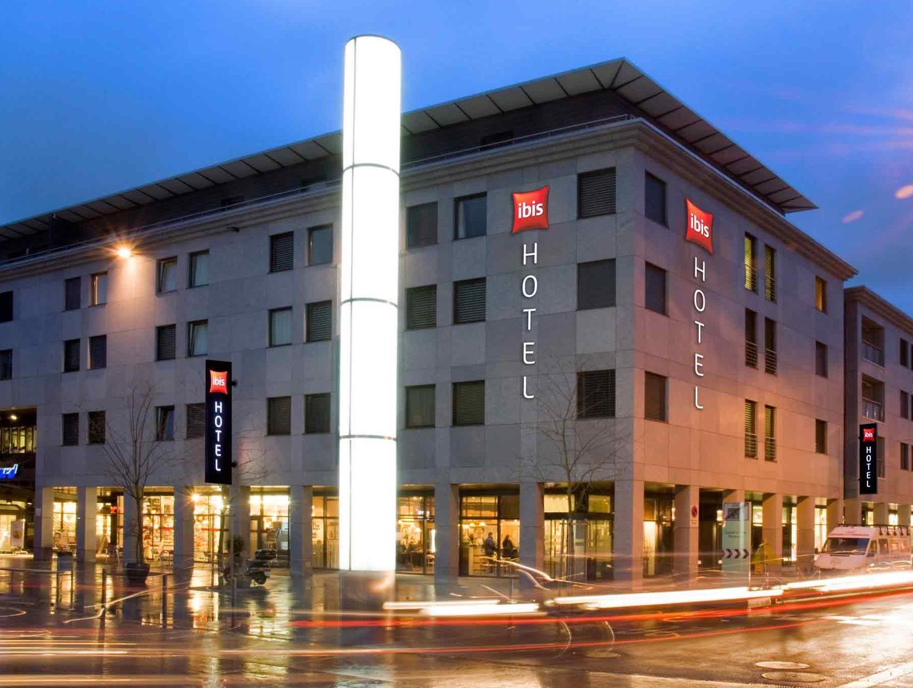 ibis Baar Zug Buitenkant foto